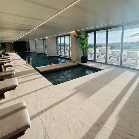 Beachfront At Bayline Appartement *