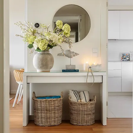 Beachfront At Bayline Апартаменты