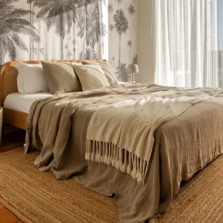 Beachfront At Bayline Апартаменты Армасан-де-Пера